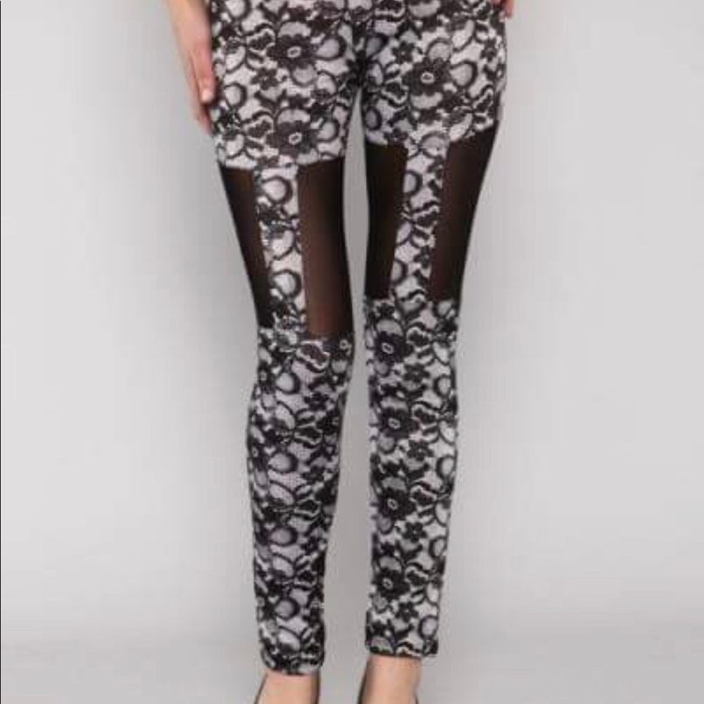 Lace leggings